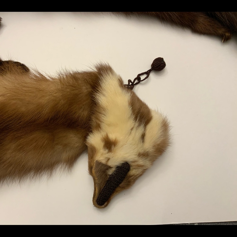 Mink fur stole scraf - Picture 4 of 4